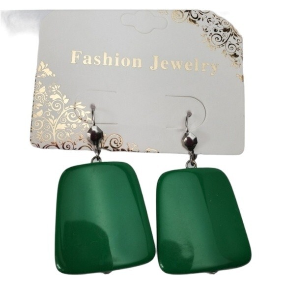 Green Plastic 70's  style dangle  Earring 2" long - Picture 7 of 7